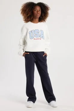 Joggingbroek Cami JR Joggingbroek met wijde pasvorm, twee steekzakken en een tailleband met trekkoord