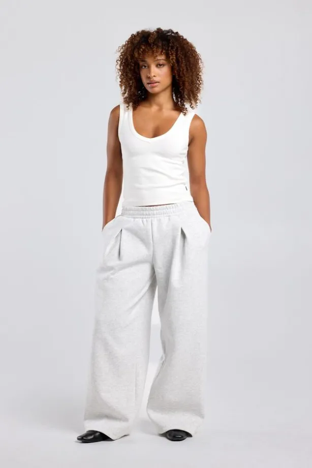 Joggingbroek Carrie wide leg joggingbroek met plooien en tailleband
