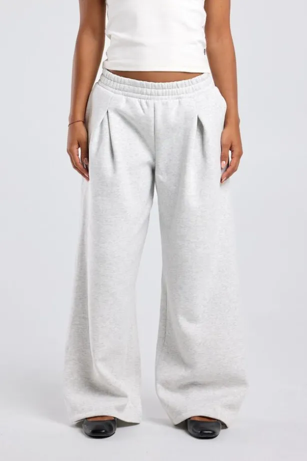Joggingbroek Carrie wide leg joggingbroek met plooien en tailleband