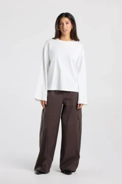 Longsleeve Lilly Dames longsleeve met ronde hals en wijde mouwen