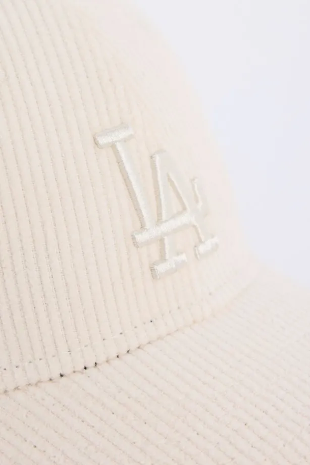 New Era CHYT CORD 9FORTY MC junior corduroy cap met geborduurd LA-logo