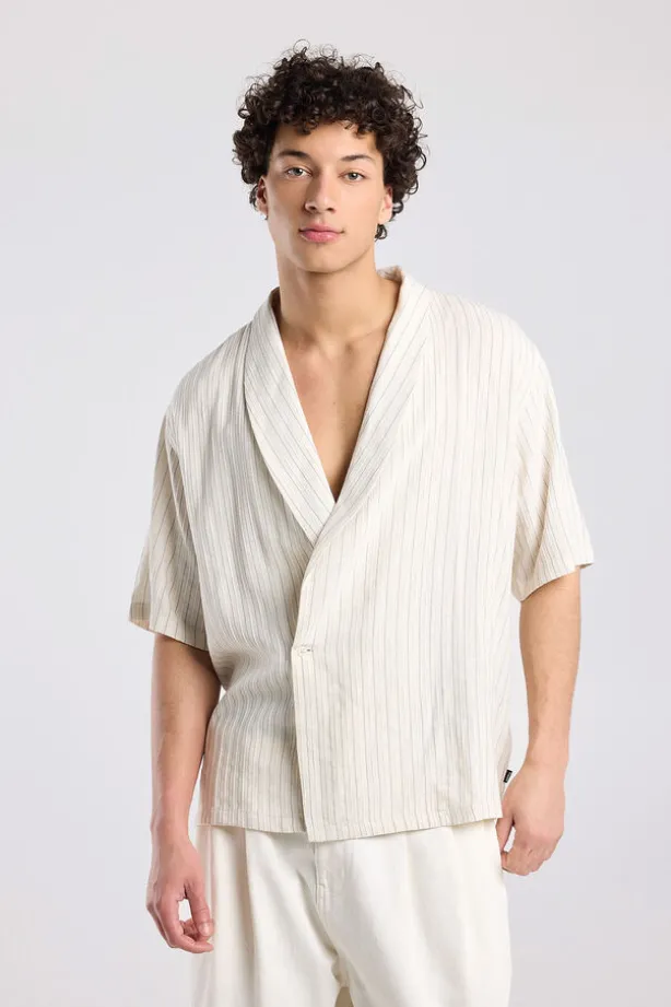 Shirt Isko shirt met korte mouwen en overslagdesign