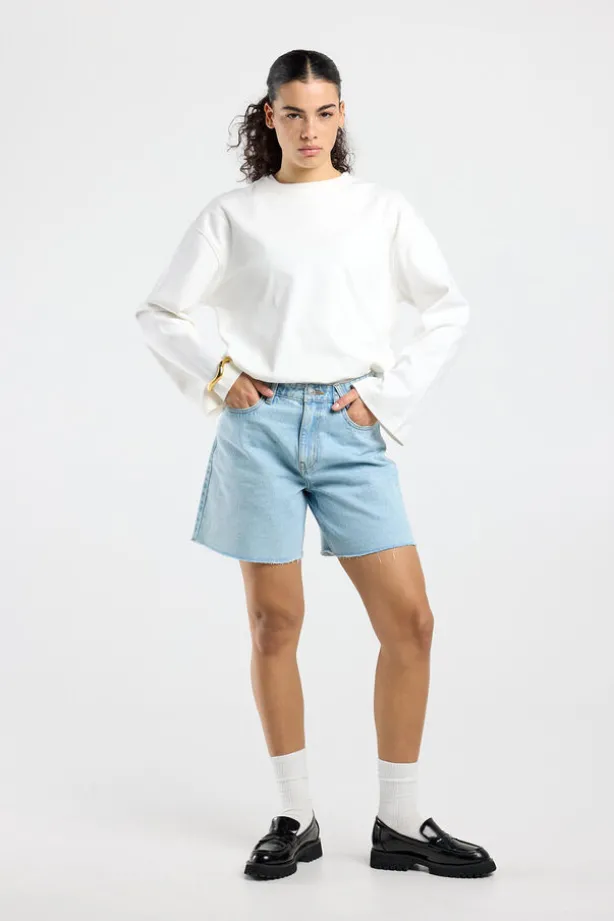 Short Nera denim short met high waist en loose fit