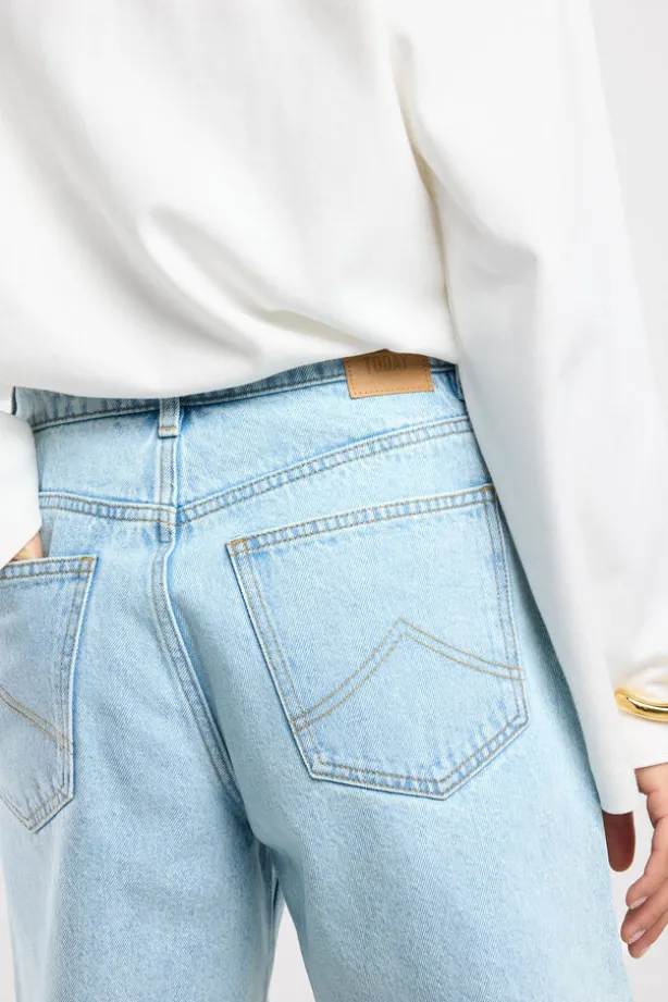 Short Nera denim short met high waist en loose fit