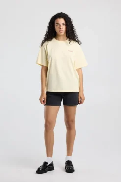 Short Nevea denim short met high waist en split aan de zijkant
