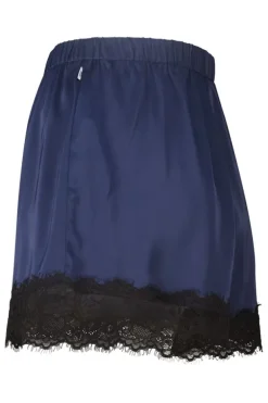 Short Nini short met loose fit en kanten detail