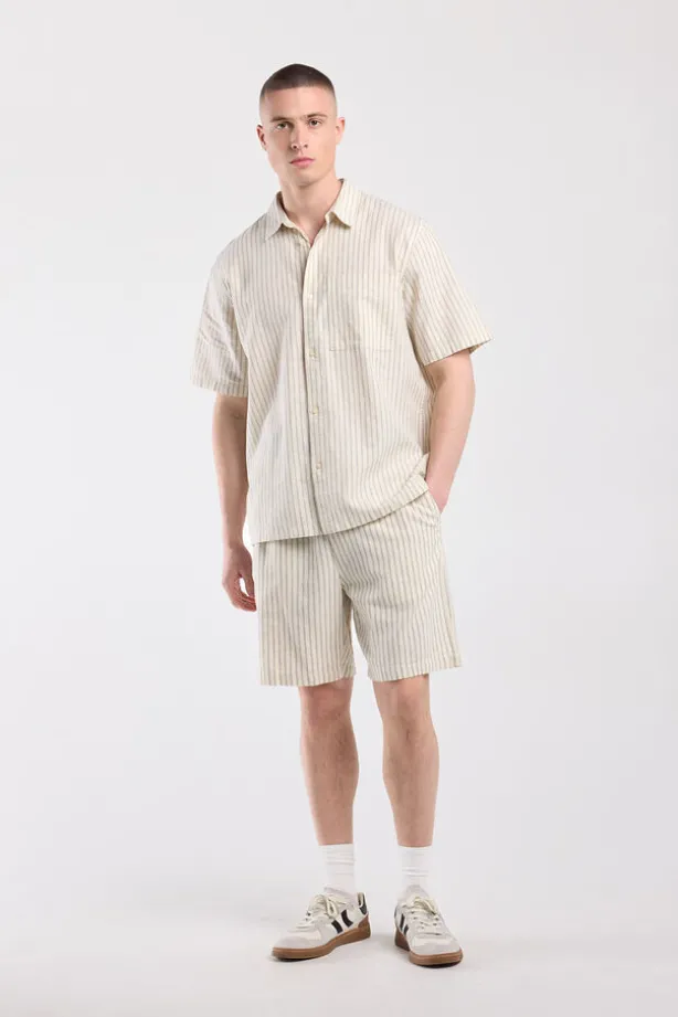 Short Norman regular fit short met voor- en achterzakken