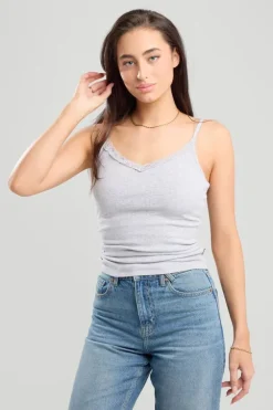 Singlet Grace Grace met een kanten V-halslijn