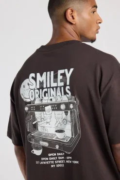 T-shirt Edwin boxy fit t-shirt met Smiley ™ artwork
