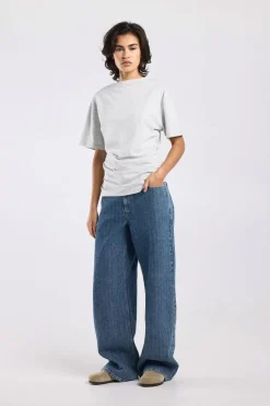 T-shirt Effie t-shirt met boothals en schuine zoom