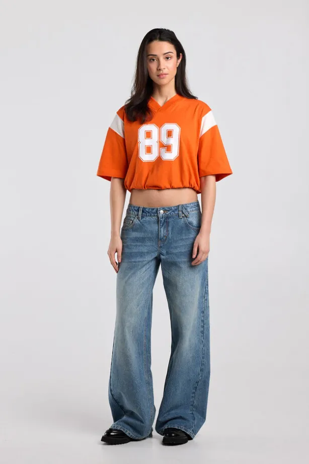 T-shirt Enny sporty t-shirt met v-hals en elastische zoom