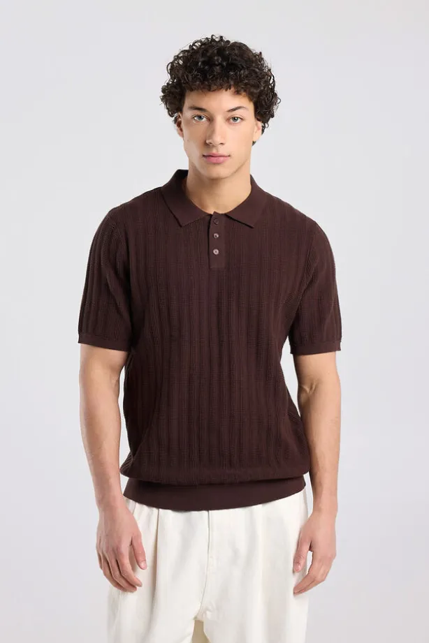 T-shirt Kaj knit polo t-shirt met knoopsluiting en geborduurde strepen